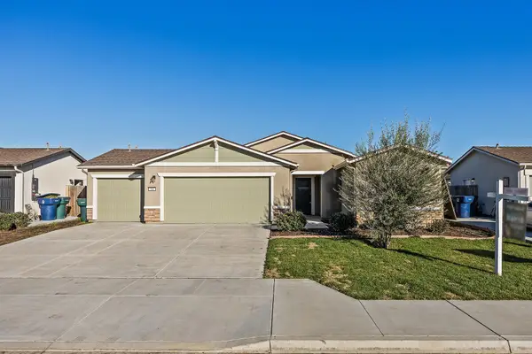 584 Shadow Creek Court, Tulare, CA 93274
