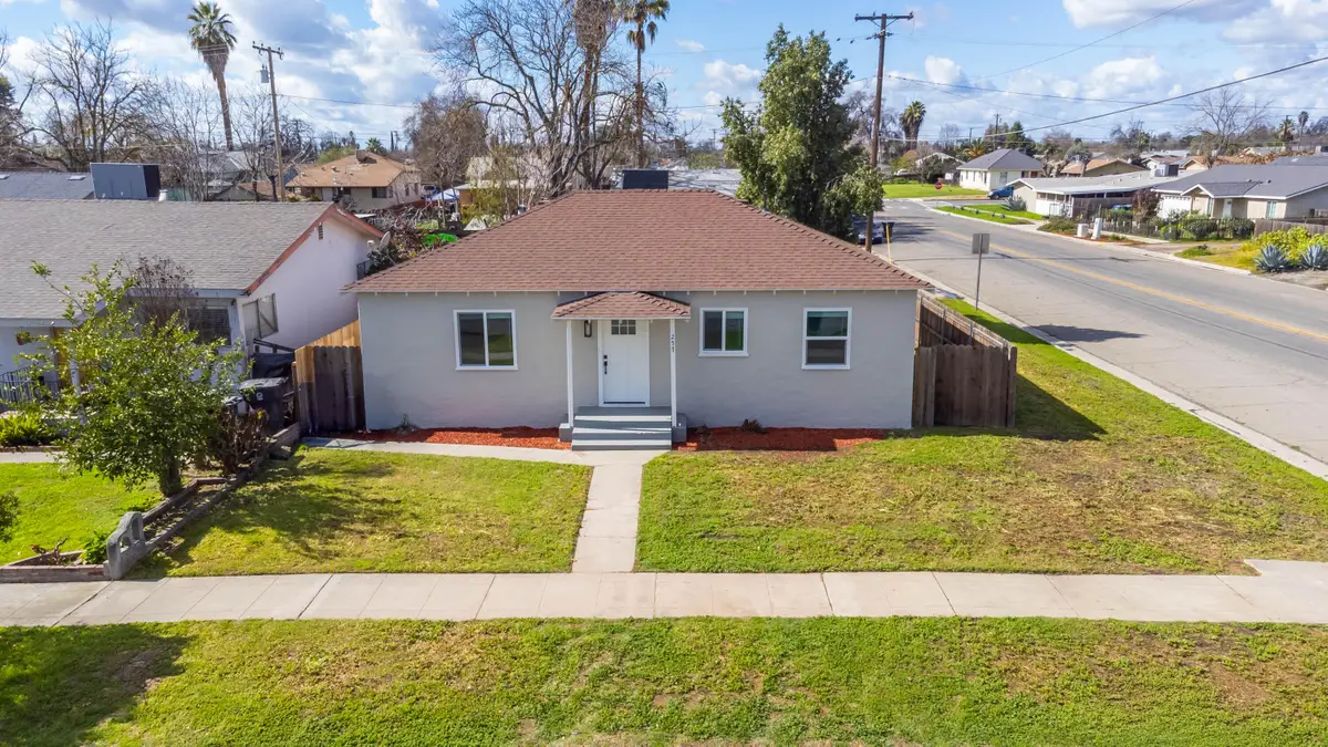 257 N F Street, Tulare, CA 93274 - #1