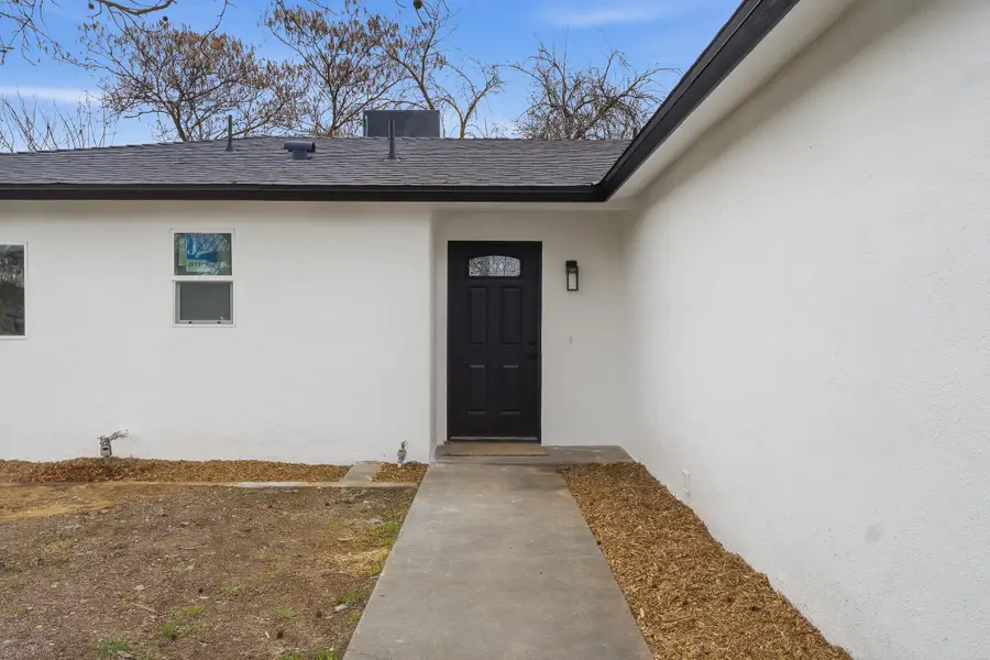 4573 N Woodson Avenue, Fresno, CA 93705 - #3