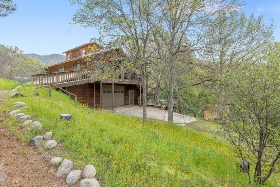 43677 Washburn Drive, Three Rivers, CA 93271 - #2