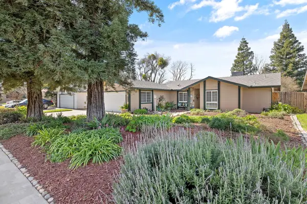 1127 S Noyes Street, Visalia, CA 93277