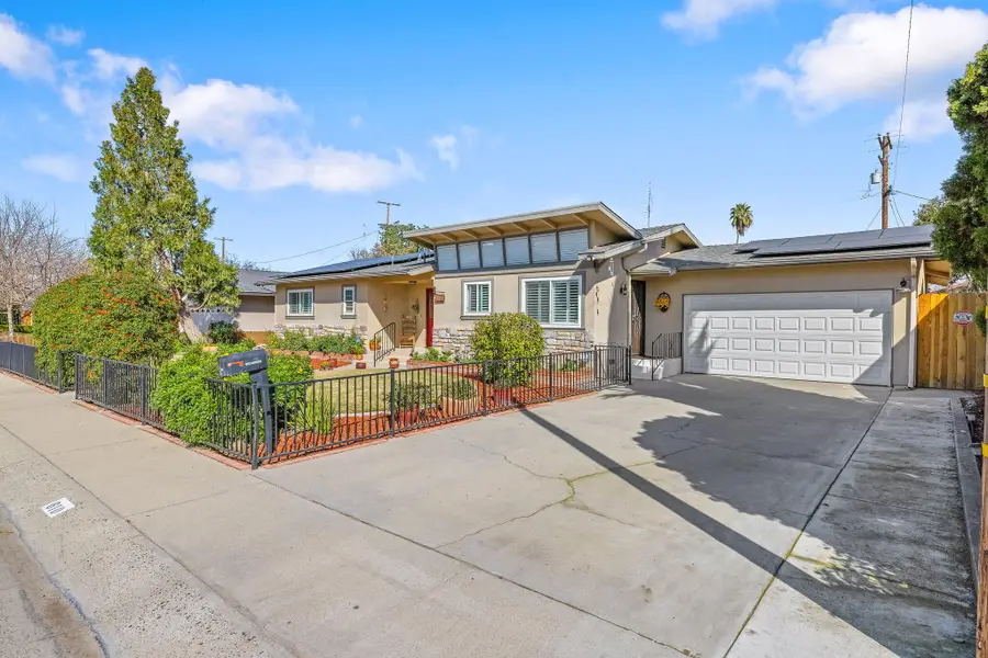 610 S Whitney Street, Visalia, CA 93277 - #3