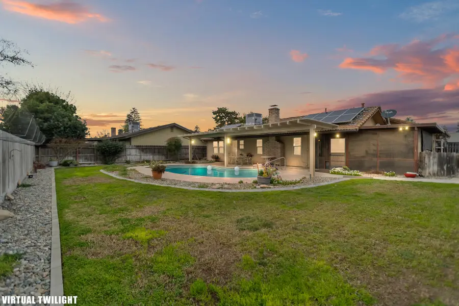 812 Woods Place, Exeter, CA 93221 - #2