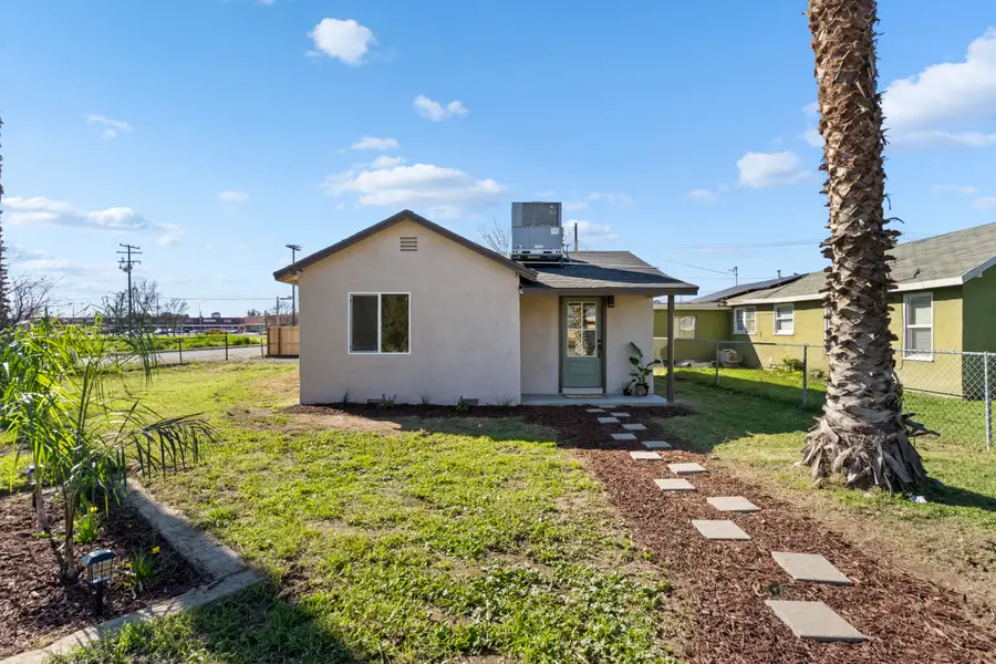 760 Crass Avenue, Hanford, CA 93230 - #2