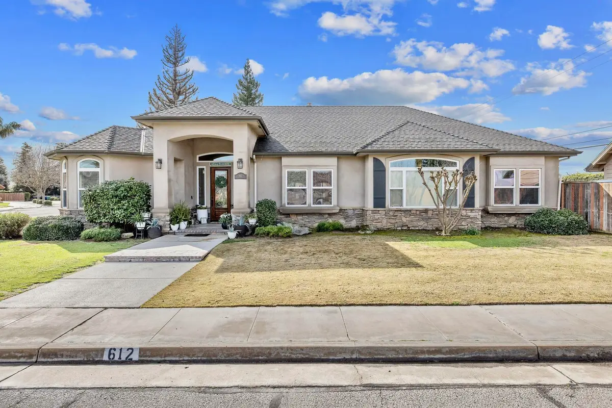 612 S Quail, Exeter, CA 93221 - #1