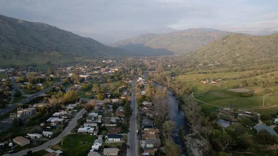 35320 Tule River Drive, Springville, CA 93265 - #2