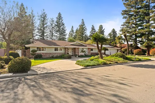 1113 N Manor Drive, Tulare, CA 93274