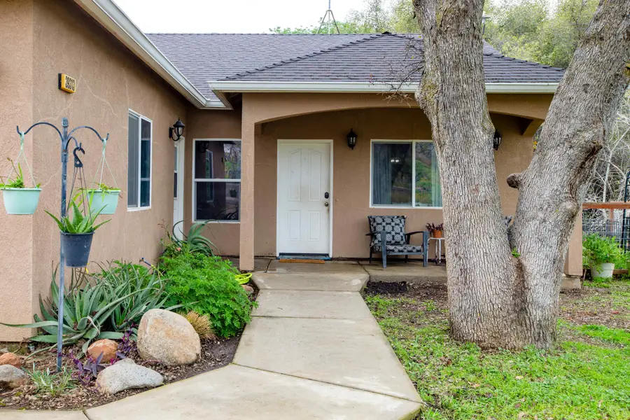 39313 Squaw Valley Road, Yokuts Valley, CA 93675 - #2