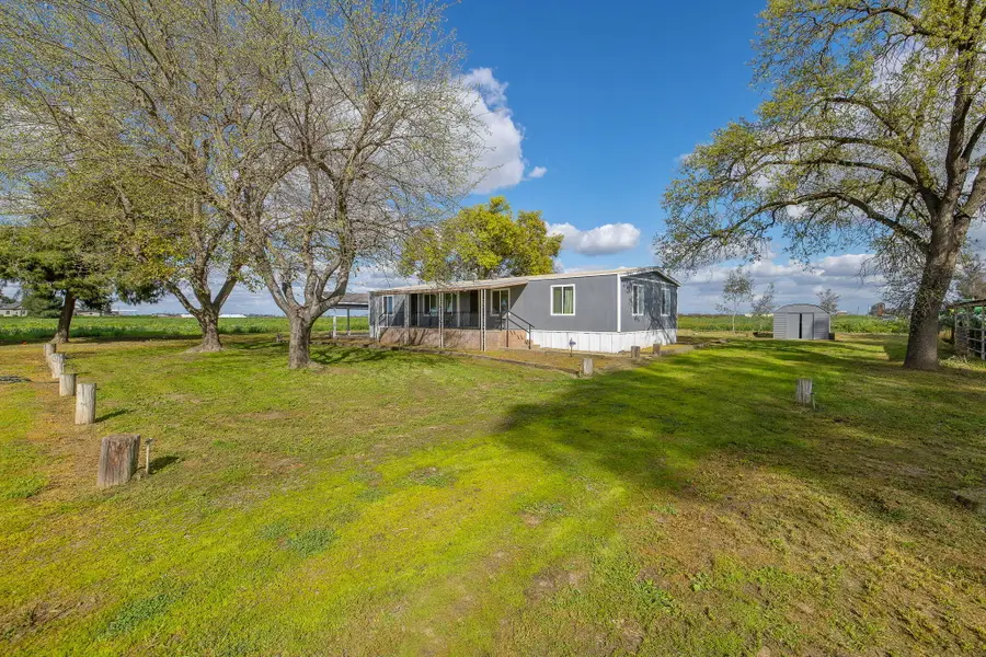 13491 9th Avenue, Hanford, CA 93230 - #2