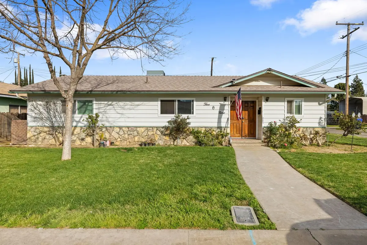 509 S Orange Avenue, Exeter, CA 93221 - #1