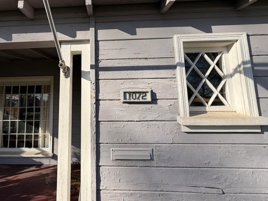 1072 E Sycamore Avenue E, Tulare, CA 93274 - #3