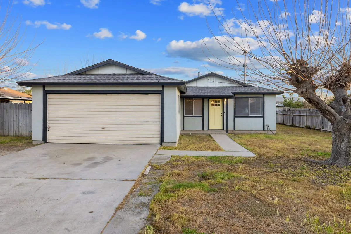 1399 Carla Avenue, Pixley, CA 93256 - #1