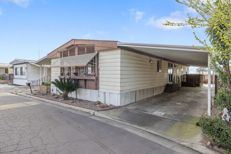1401 E Paige Avenue #34, Tulare, CA 93274 - #2