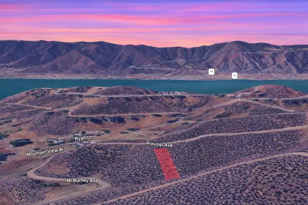 Prevost Avenue, Lake Elsinore, CA 92530