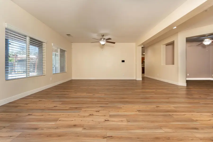 2945 S Arkle Street, Visalia, CA 93292 - #3