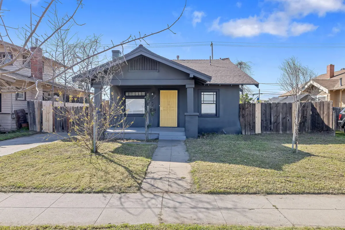 1247 N Ferger Avenue, Fresno, CA 93728 - #1