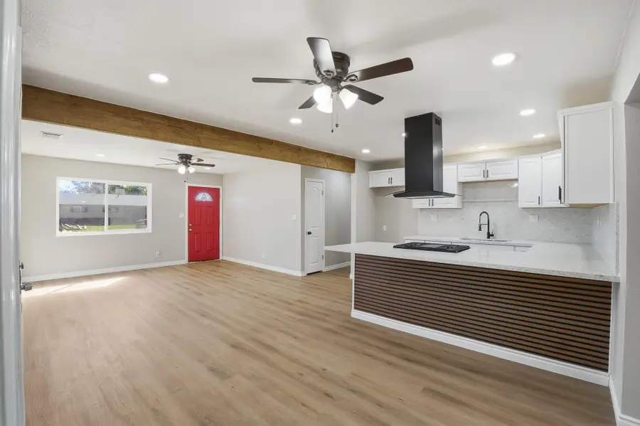 10198 Heath Street, Hanford, CA 93230 - #2