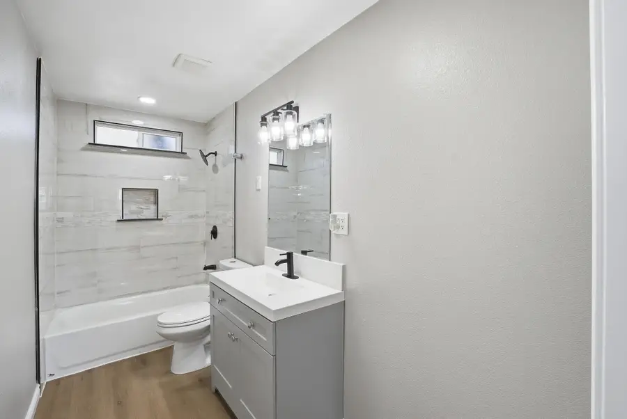 10198 Heath Street, Hanford, CA 93230 - #3