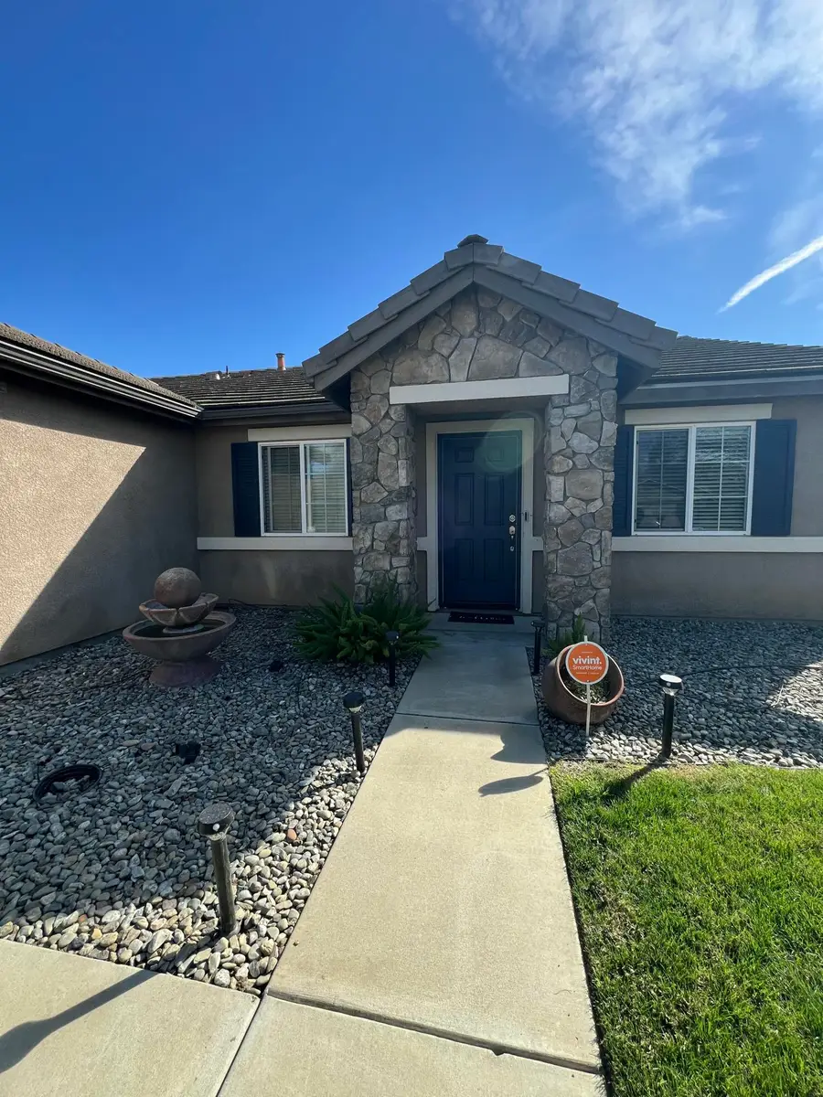 4333 E Vista Avenue, Visalia, CA 93292 - #3