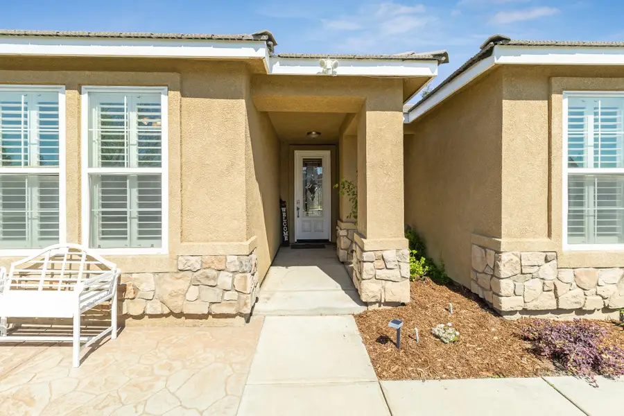 3428 E Grove, Visalia, CA 93292 - #3