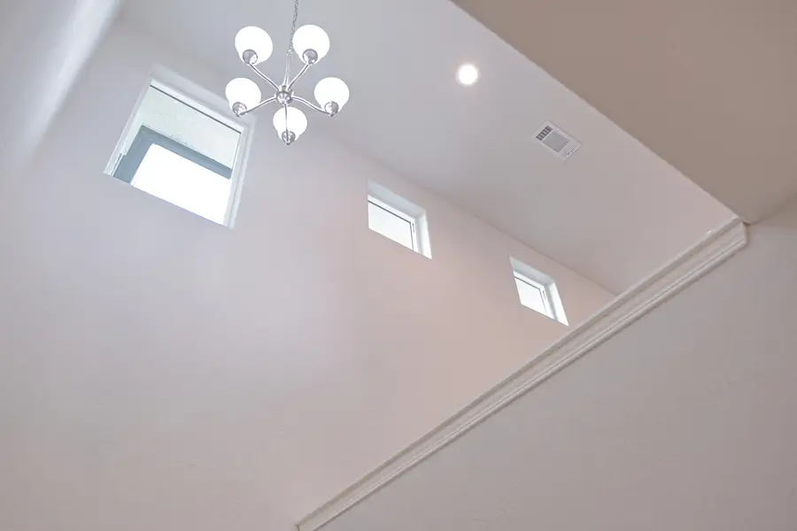 1029 N Cypress Street, Woodlake, CA 93286 - #3