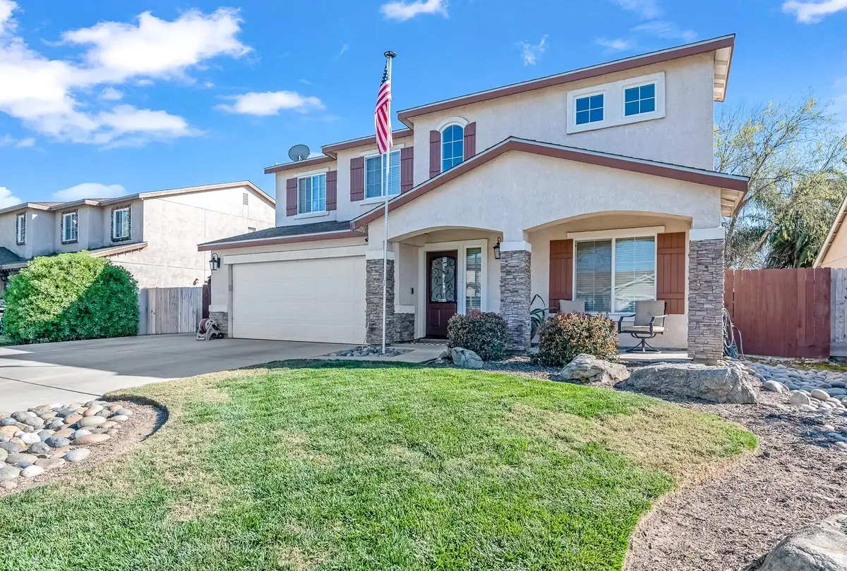 3243 W Sedona Avenue, Visalia, CA 93291 - #1