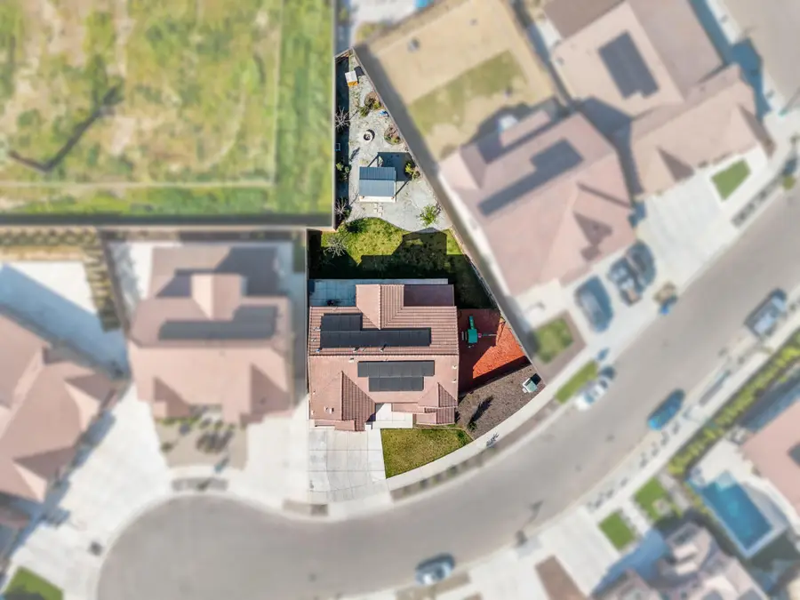 3013 N Dayton Street, Visalia, CA 93291 - #3