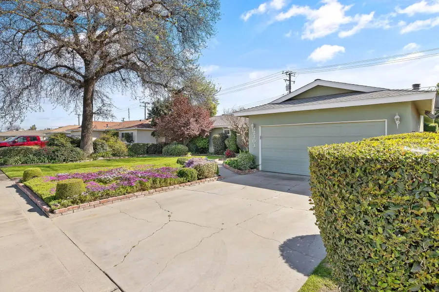 2303 W Cambridge Avenue, Visalia, CA 93277 - #3