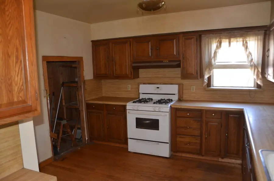 1109 N Willis Street, Visalia, CA 93291 - #3