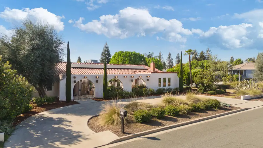 745 N Fulgham Court, Visalia, CA 93291 - #2