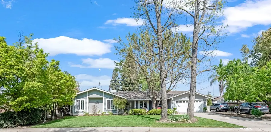 14912 Lipson Avenue, Visalia, CA 93292 - #3