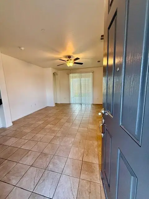 1762 Bolton Avenue, Tulare, CA 93274 - #3