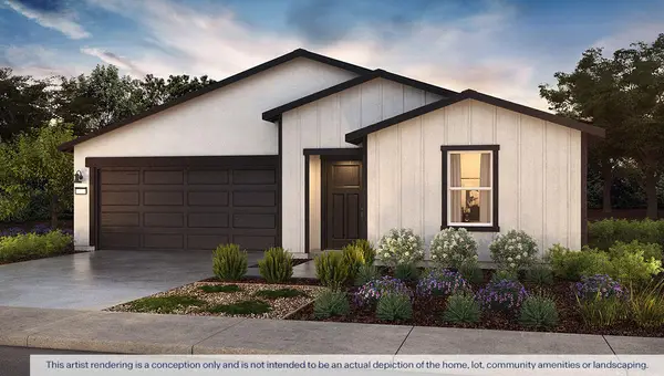 2407 W Newton Avenue #2 Dg, Visalia, CA 93291