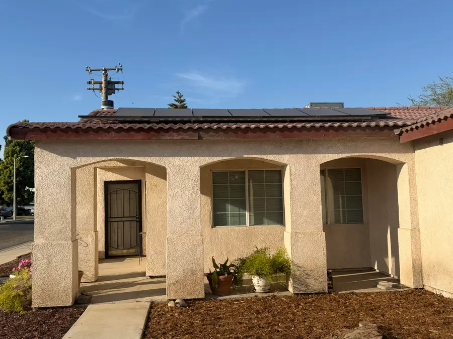 1364 W Date Avenue, Porterville, CA 93257 - #3