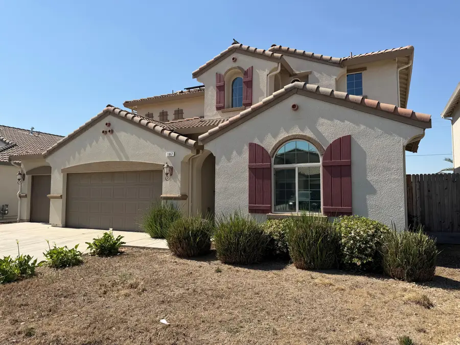 187 Emperor Way, Dinuba, CA 93618 - #2