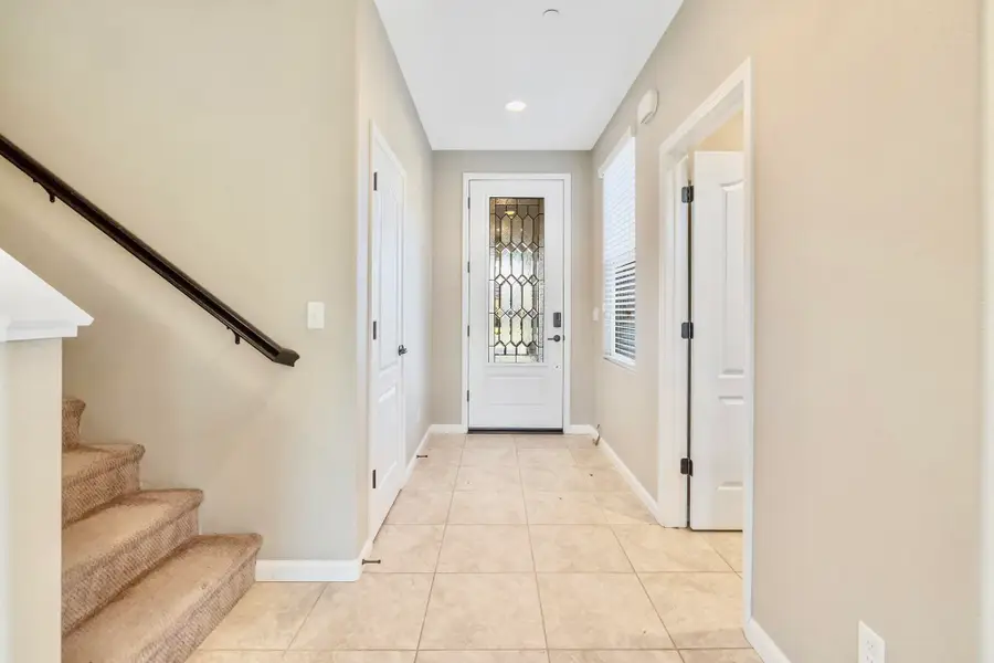 3698 Sussex Avenue, Clovis, CA 93619 - #3