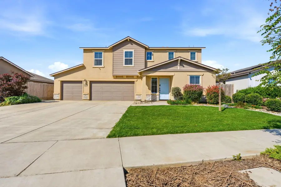 3317 N Clay Street, Visalia, CA 93291 - #3