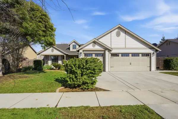 2648 N Vickie Street, Visalia, CA 93291