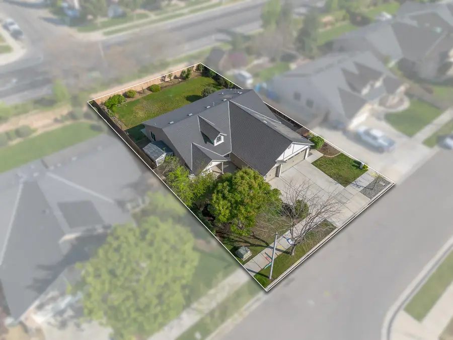 2648 N Vickie Street, Visalia, CA 93291 - #3