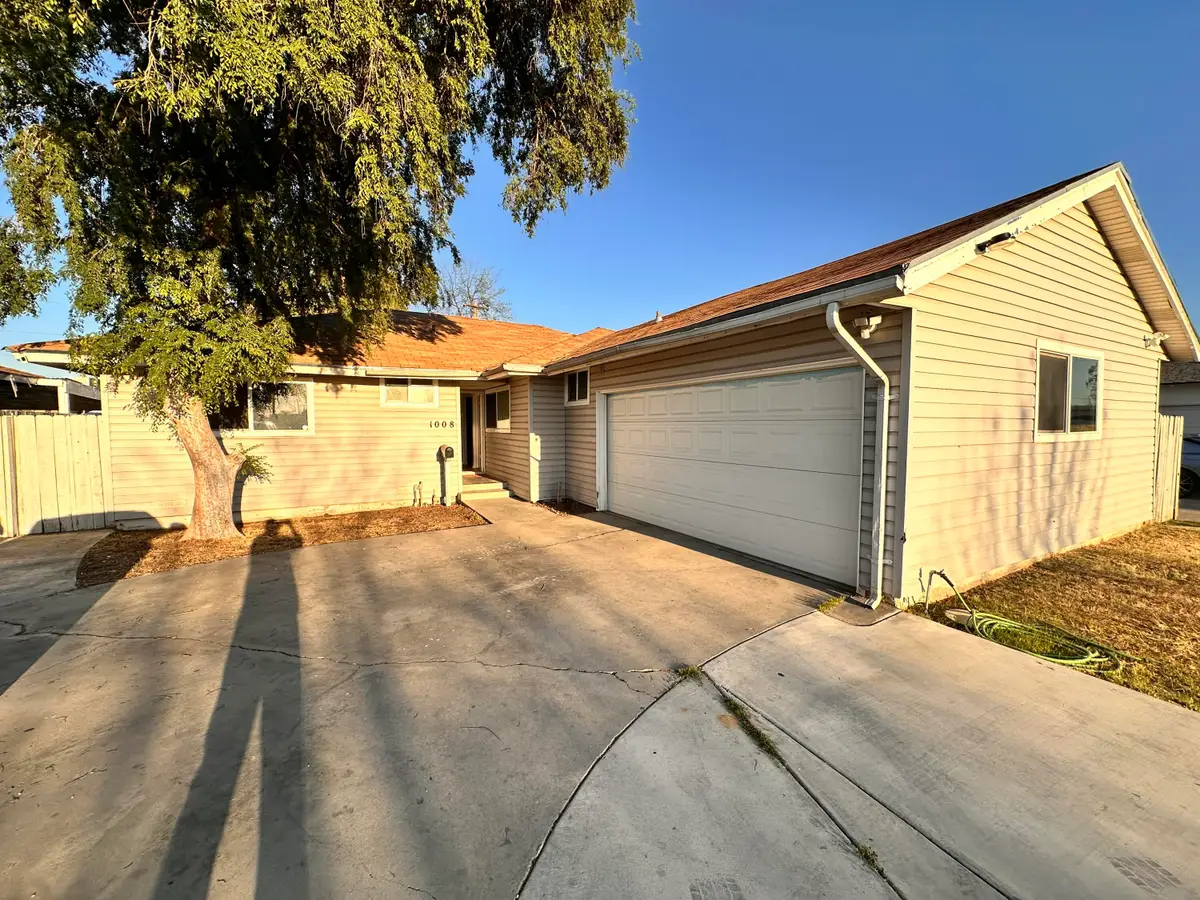 1008 Paloma Street, Bakersfield, CA 93304 - #1