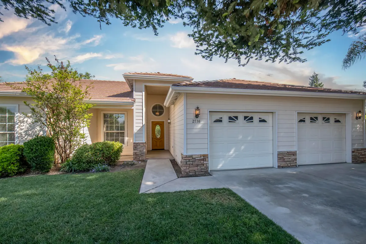 2738 W Ceres Court, Visalia, CA 93291 - #1