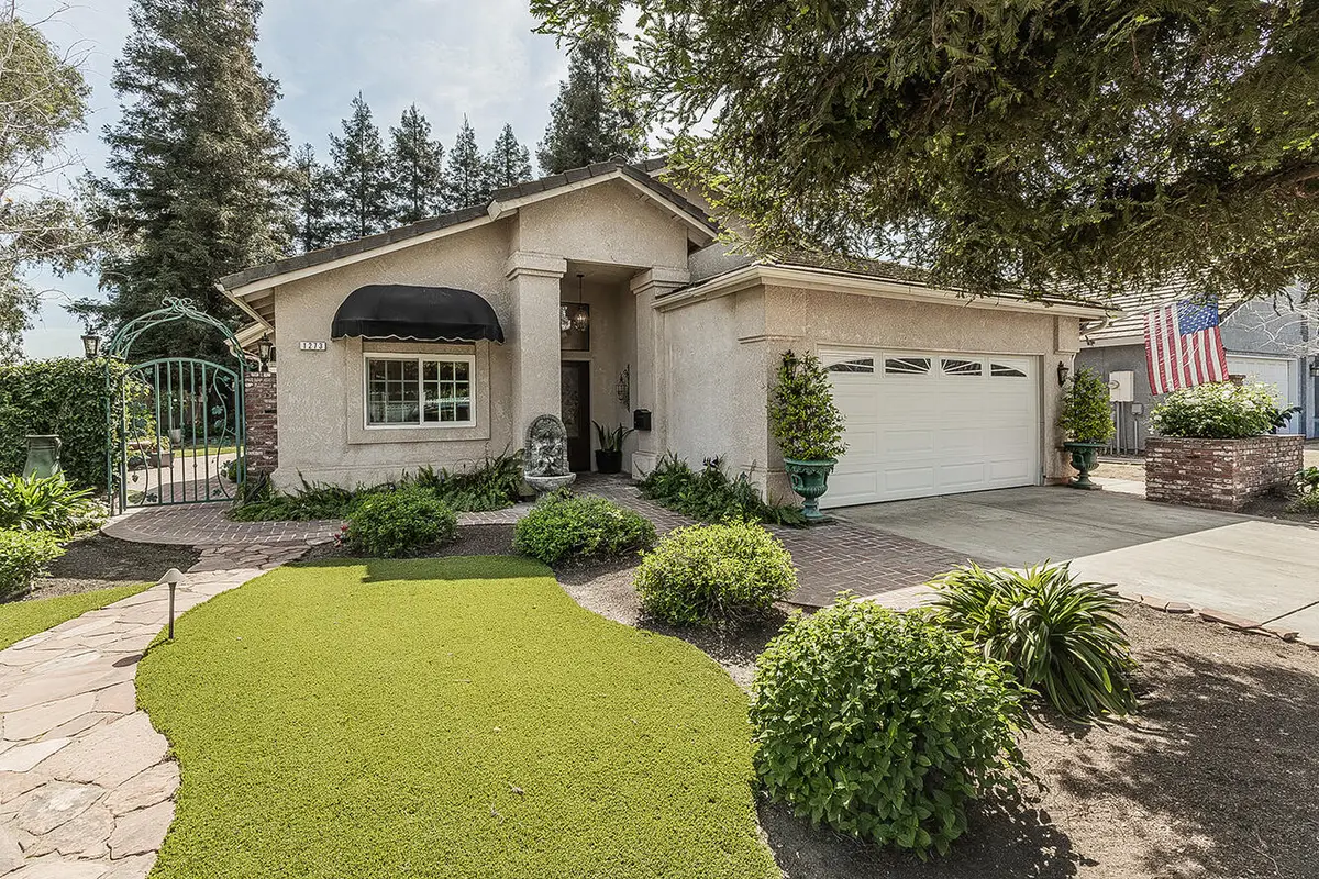 1273 W Olson Avenue, Reedley, CA 93654 - #1