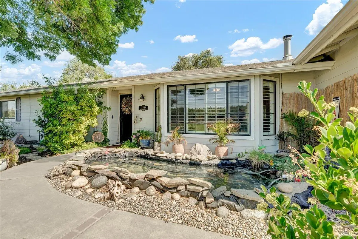 21544 Grangeville Boulevard, Lemoore, CA 93245 - #1