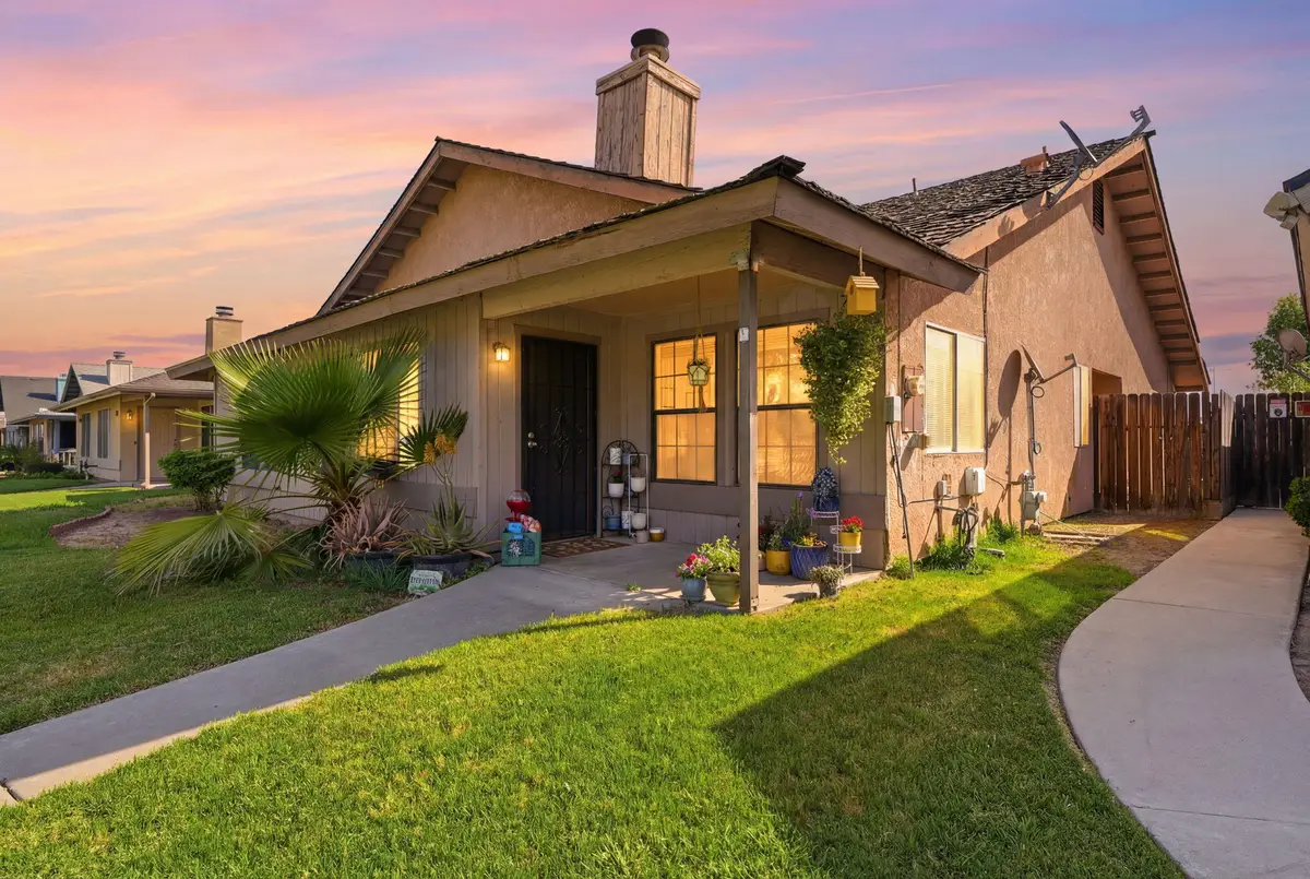 2301 N 10th Avenue, Hanford, CA 93230 - #1