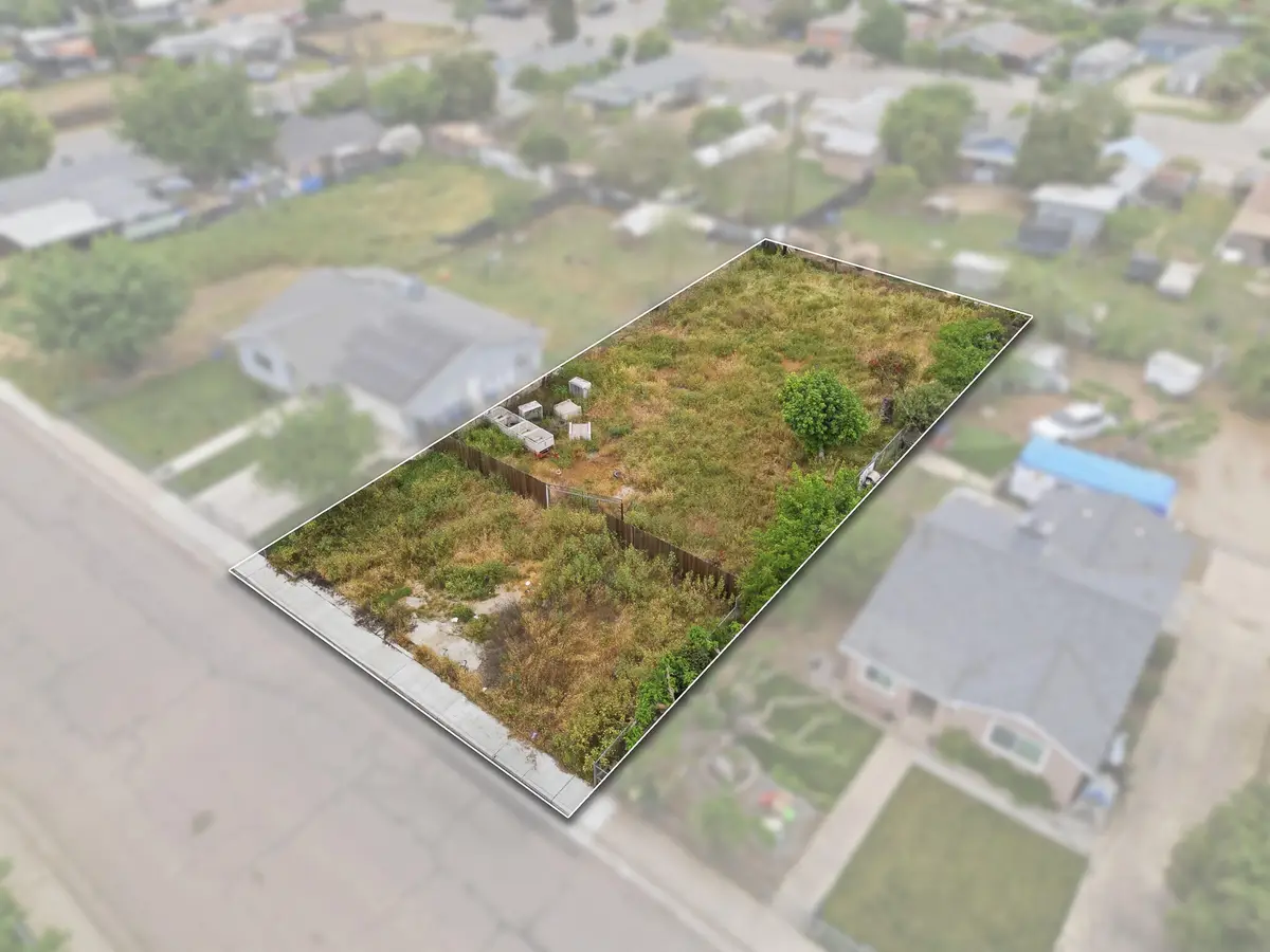 615 S Shasta Avenue, Farmersville, CA 93223 - #1