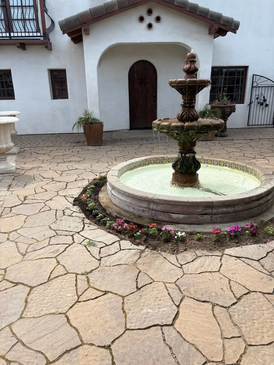 26300 N Mooney, Tulare, CA 93274 - #2