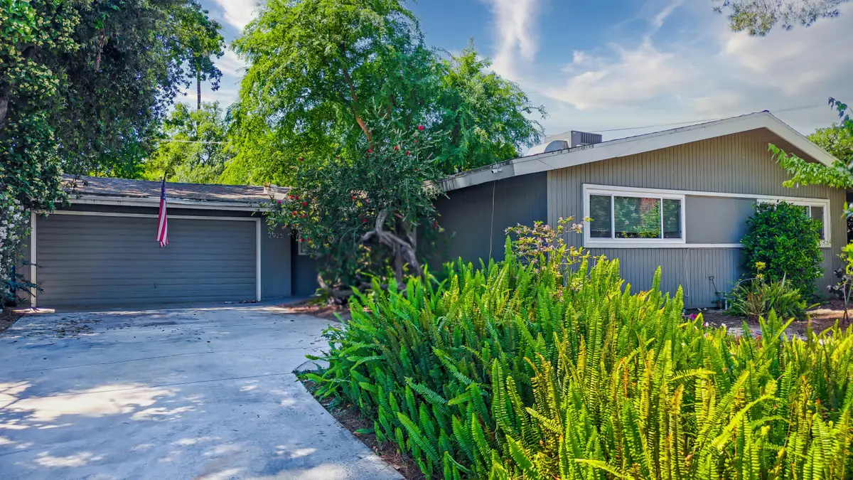 2925 Roanoke Court, Bakersfield, CA 93306 - #1