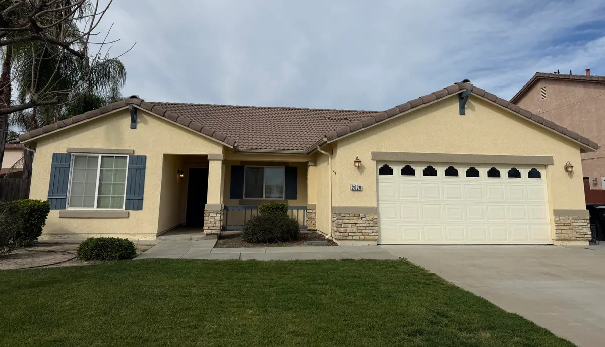 2020 W Bristol Lane, Hanford, CA 93230 - #1