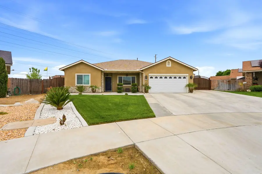 1037 Royal Oak Street, Porterville, CA 93257 - #2