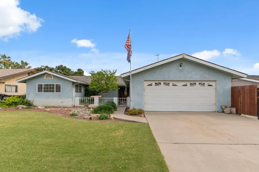 3349 W Cutler Avenue, Visalia, CA 93277 - #3